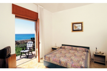 Hôtel Roccella Ionica 4